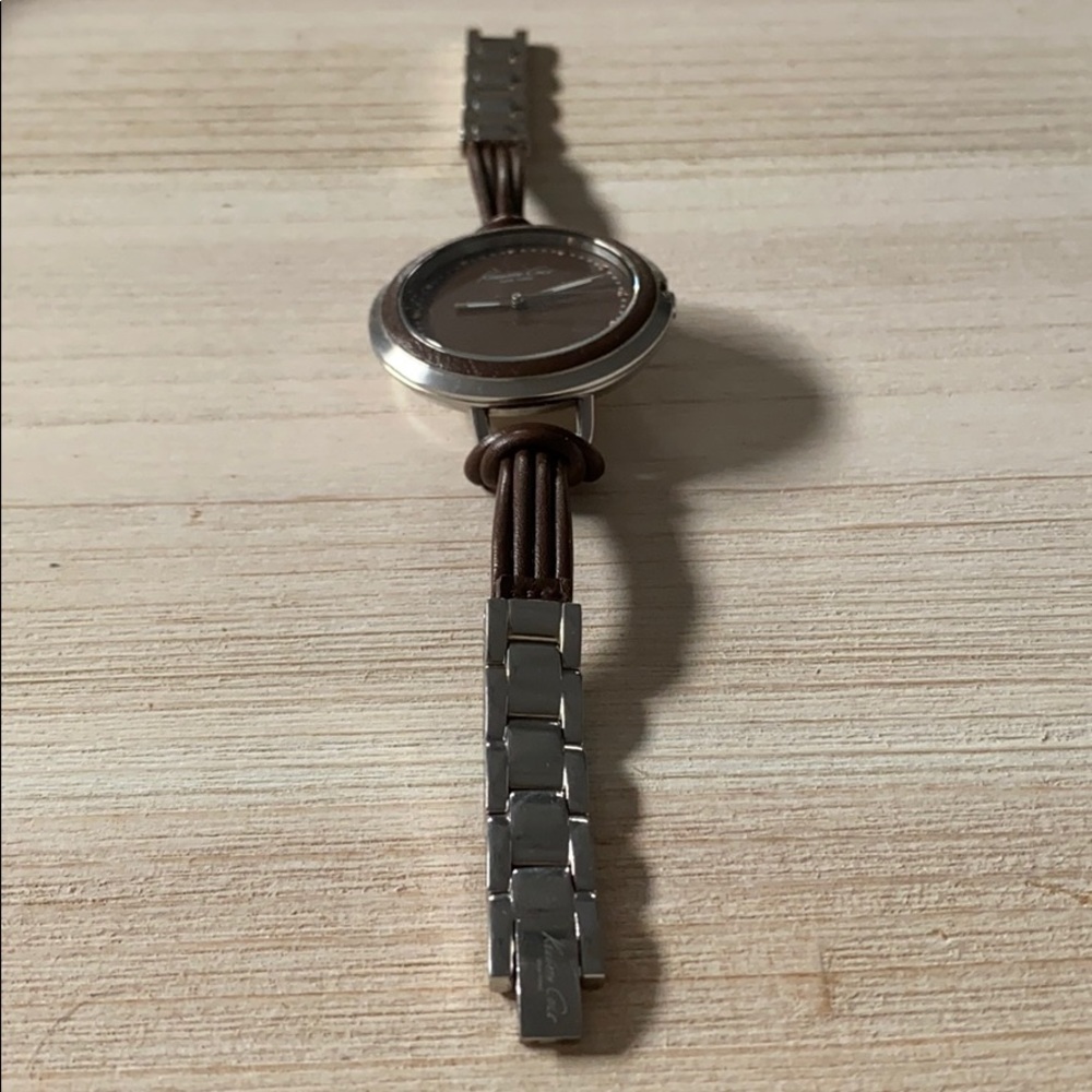 unique kenneth cole watch. - Picture 2 of 4